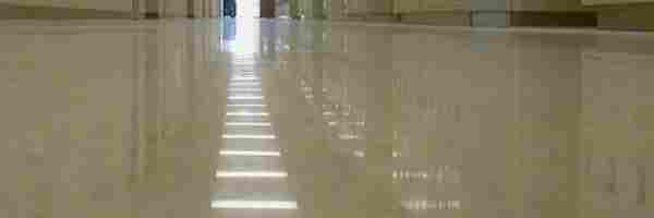 Polished floor to mirror statndard